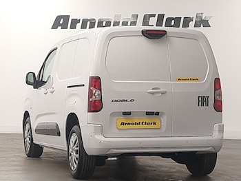 Used Fiat Doblo 2024 for sale - 76456016: Photo