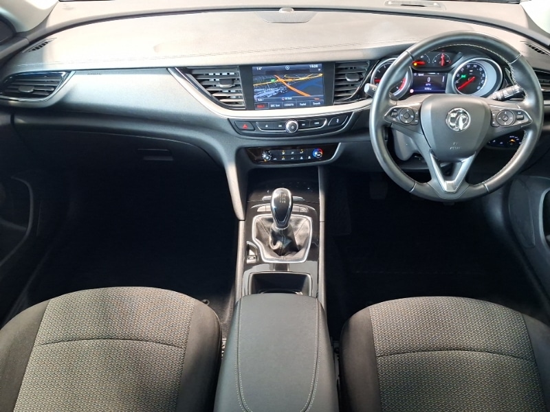 Used Vauxhall Insignia 2017 for sale - 78093803: Photo 2