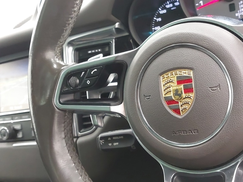 Used Porsche Macan 2015 for sale - 76358844: Photo 11