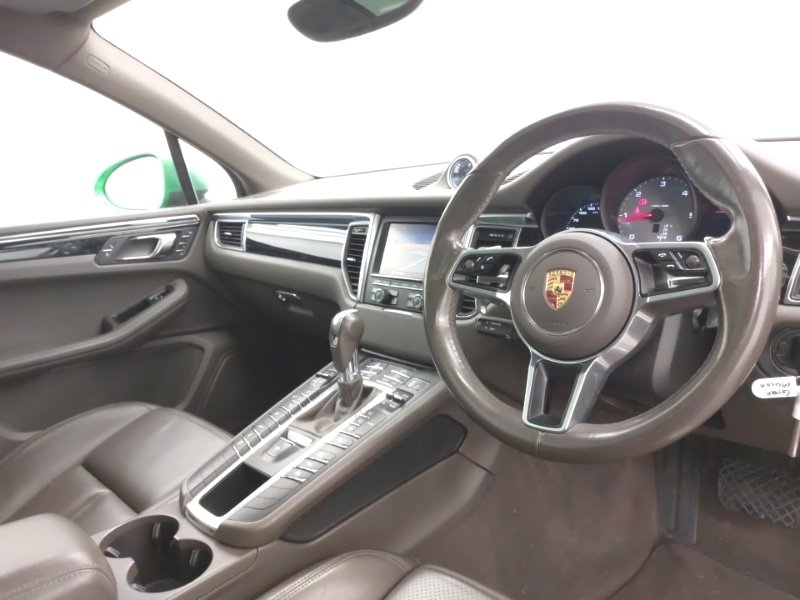 Used Porsche Macan 2015 for sale - 76358844: Photo 18