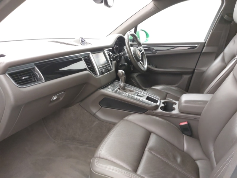 Used Porsche Macan 2015 for sale - 76358844: Photo 5