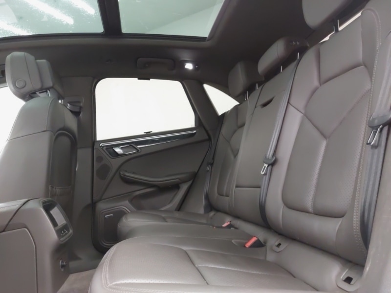 Used Porsche Macan 2015 for sale - 76358844: Photo 6