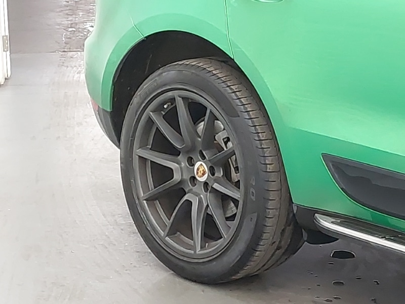 Used Porsche Macan 2015 for sale - 76358844: Photo 9