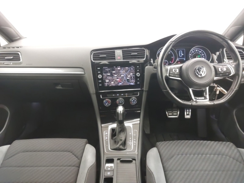 Used Volkswagen Golf 2019 for sale - 77852474: Photo 2