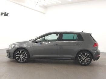Used Volkswagen Golf 2019 for sale - 77852474: Photo