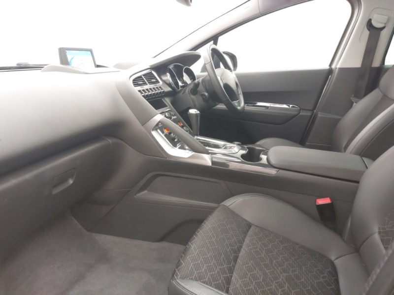 Used Peugeot 3008 2017 for sale - 76854028: Photo 5