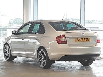 Used Skoda Rapid 2017 for sale - 75500697: Photo