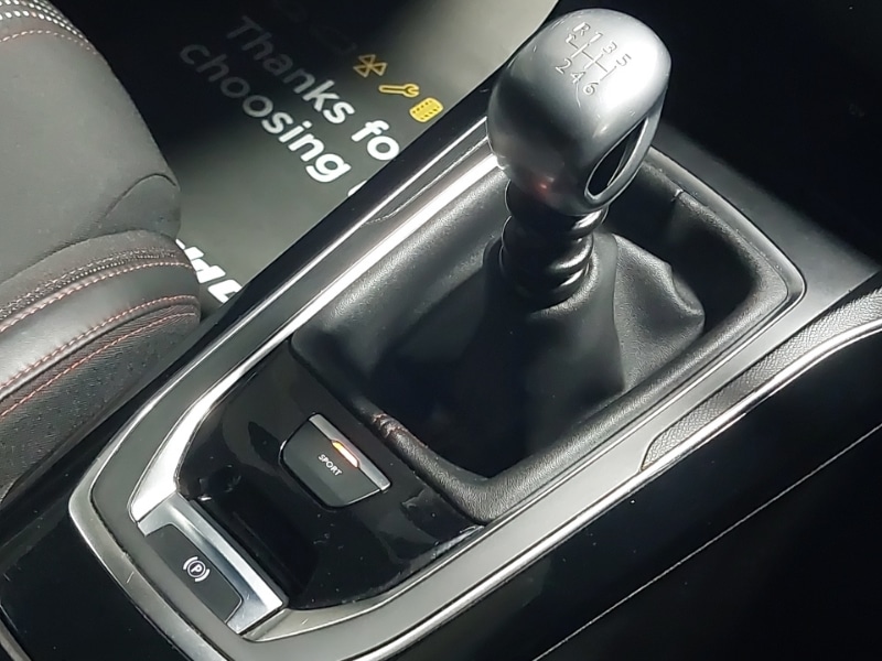 Used Peugeot 308 2017 for sale - 76970508: Photo 13