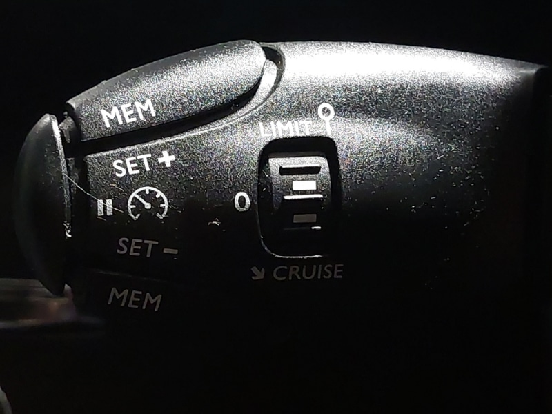 Used Peugeot 308 2017 for sale - 76970508: Photo 15