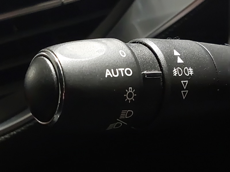 Used Peugeot 308 2017 for sale - 76970508: Photo 17