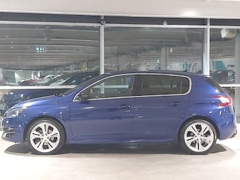 Used Peugeot 308 2017 for sale - 76970508: Photo