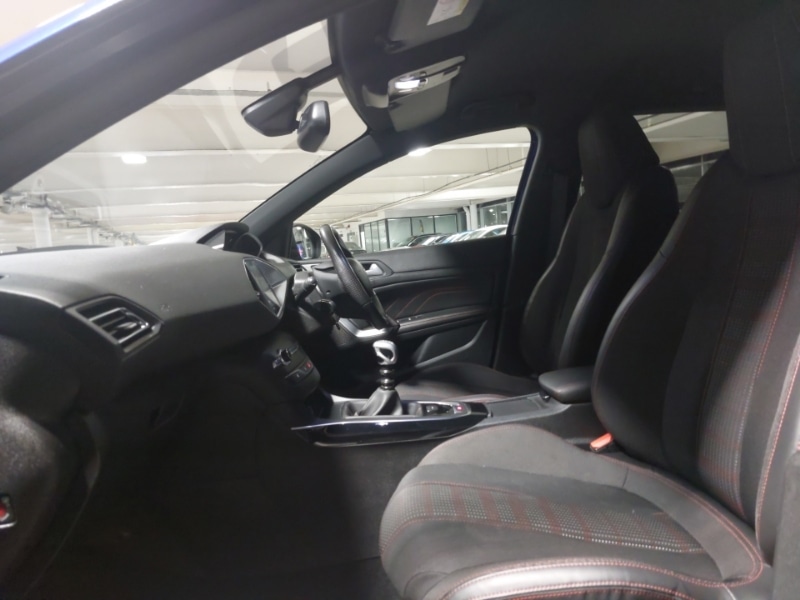 Used Peugeot 308 2017 for sale - 76970508: Photo 5