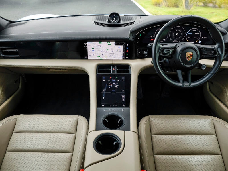 Used Porsche Taycan 2022 for sale - 76331693: Photo 2