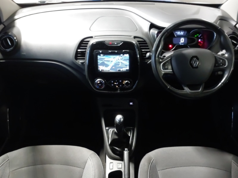 Used Renault Captur 2017 for sale - 77531071: Photo 2