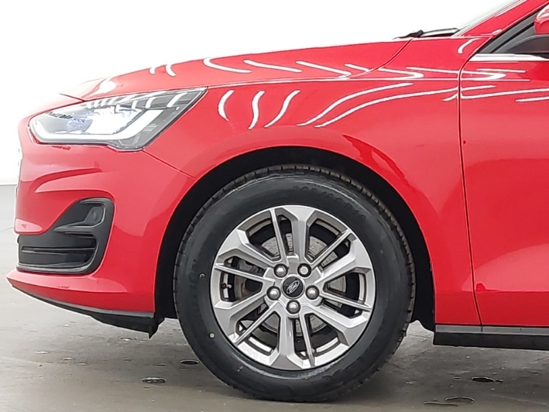 Used Ford Focus 2022 for sale - 76987381: Photo 12