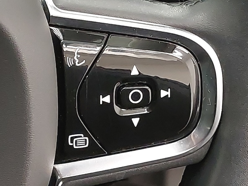 Used Volvo XC60 2023 for sale - 76785537: Photo 14