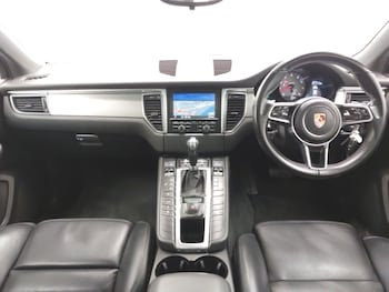 Used Porsche Macan 2015 for sale - 76301613: Photo 2