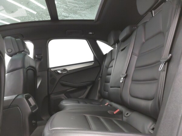 Used Porsche Macan 2015 for sale - 76301613: Photo 6