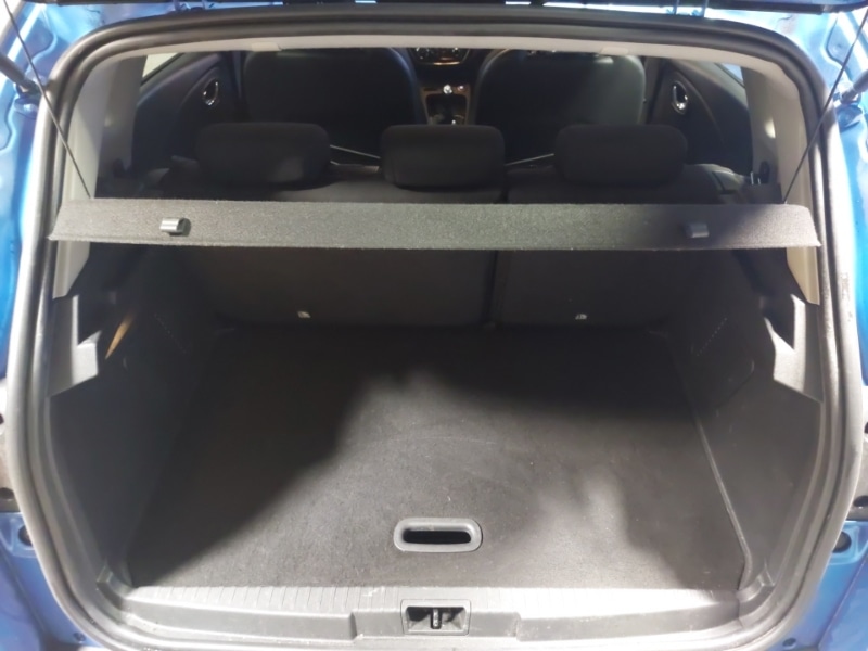 Used Renault Captur 2017 for sale - 77548796: Photo 8