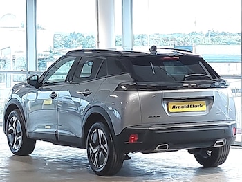 Used Peugeot 2008 2024 for sale - 76130045: Photo 3