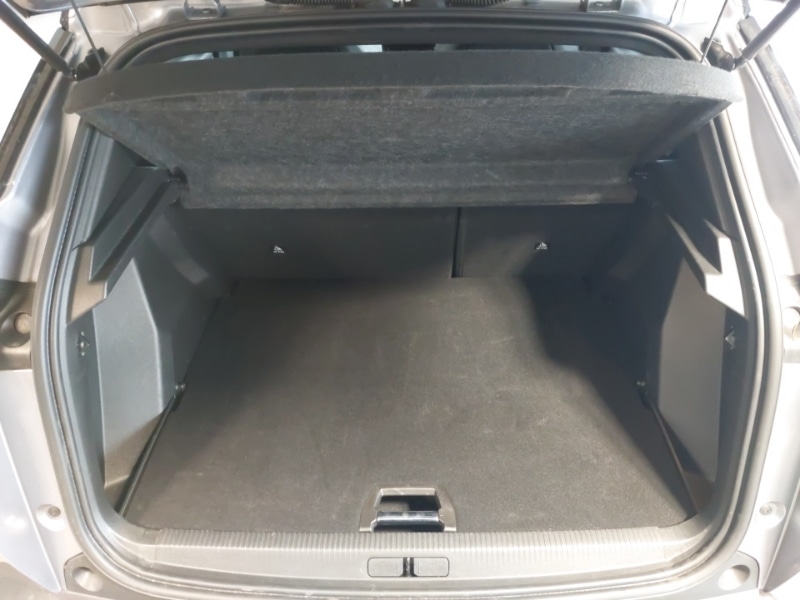 Used Peugeot 2008 2024 for sale - 76130045: Photo 8