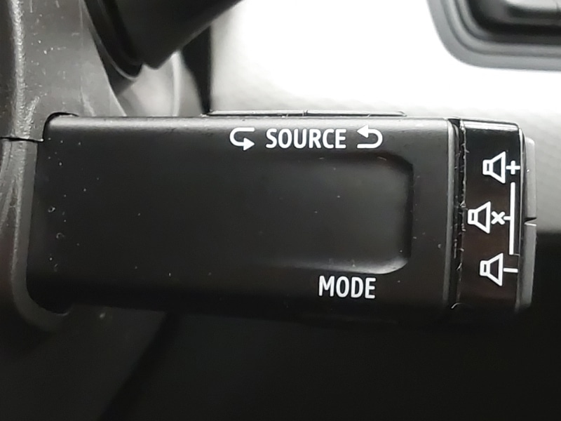 Used Renault Clio 2023 for sale - 77956624: Photo 15