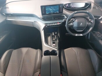 Used Peugeot 5008 2024 for sale - 76533012: Photo