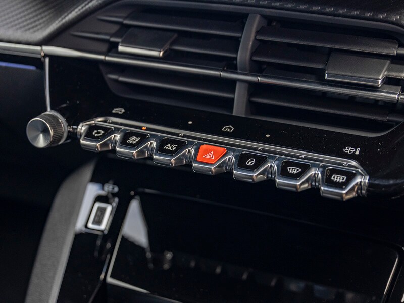 Used Peugeot 2008 2025 for sale - 76532996: Photo 15