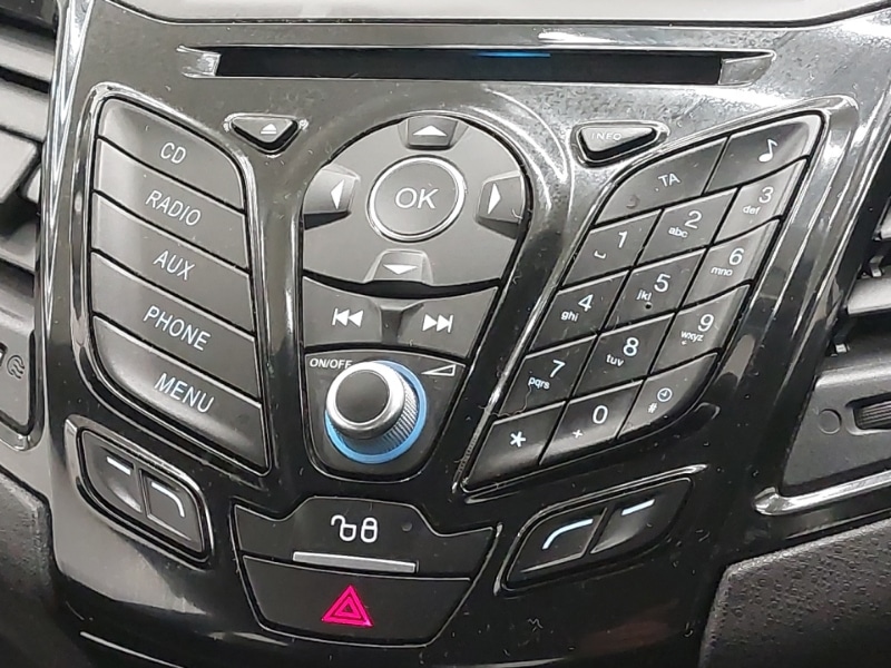 Used Ford Fiesta 2015 for sale - 76987359: Photo 15