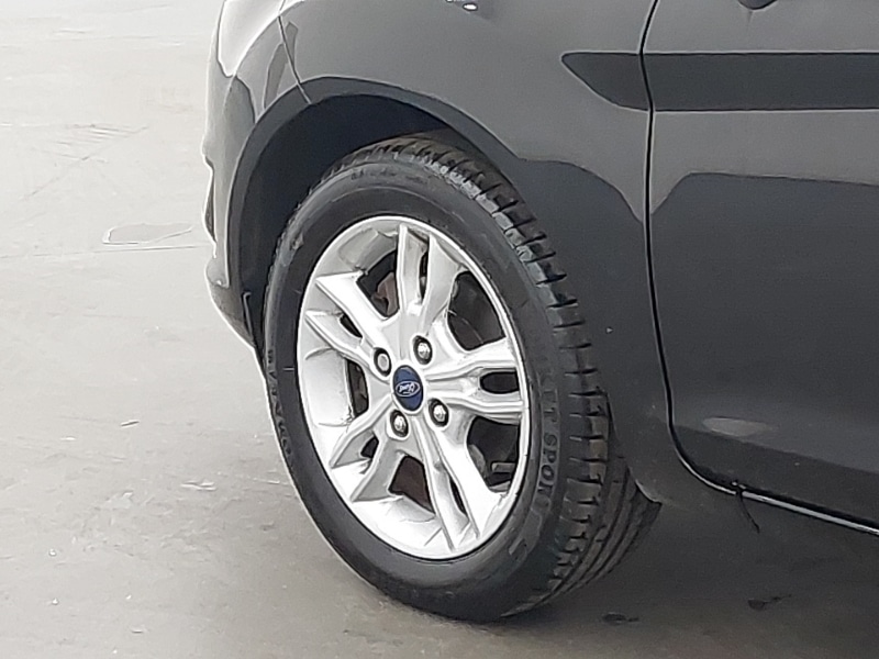 Used Ford Fiesta 2015 for sale - 76987359: Photo 9