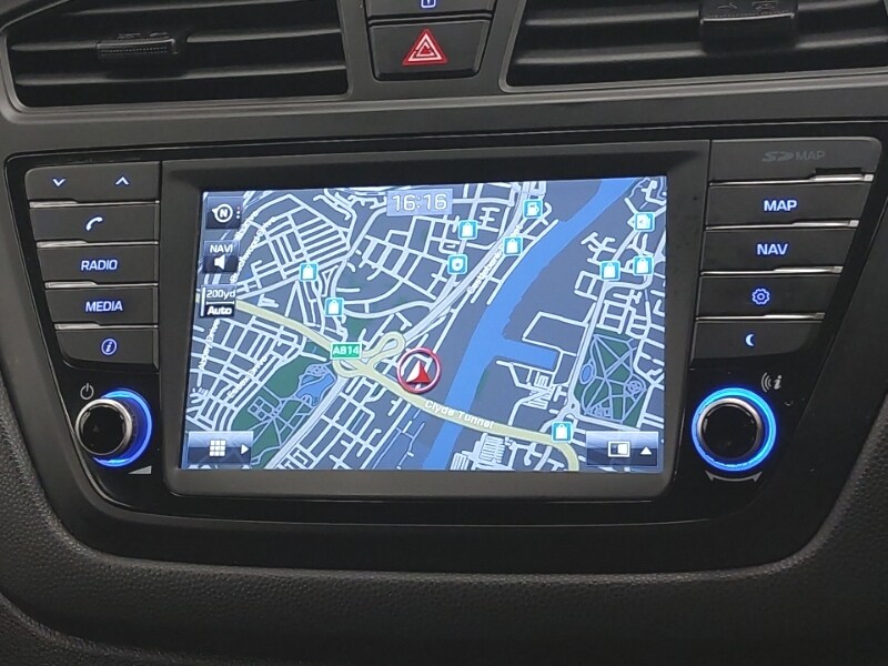 Used Hyundai i20 2018 for sale - 77300064: Photo 10