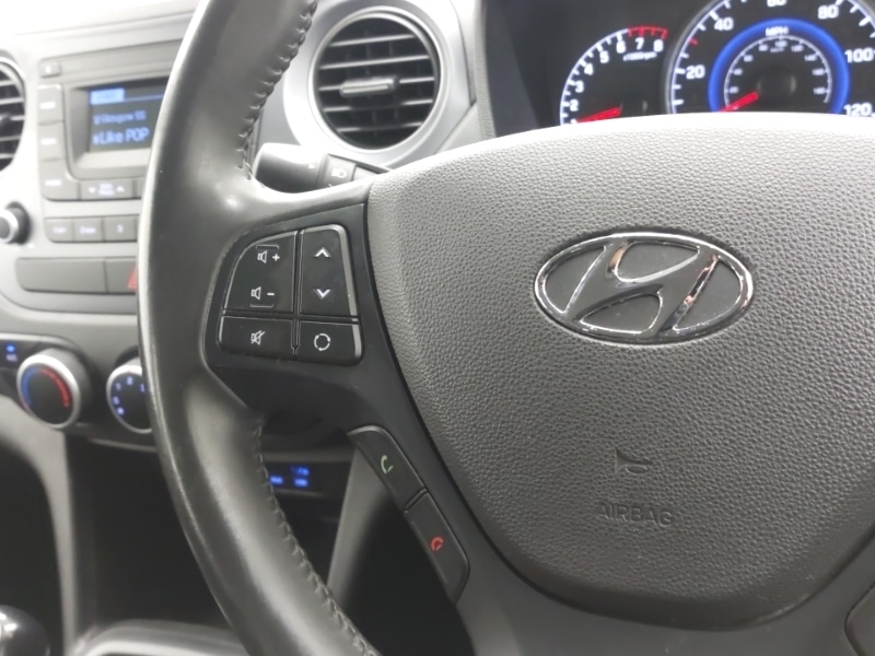 Used Hyundai i10 2019 for sale - 76773915: Photo 11