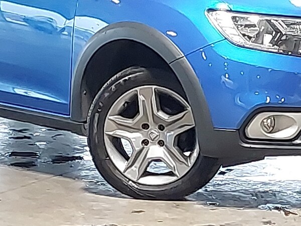 Used Dacia Sandero Stepway 2019 for sale - 76321412: Photo 9