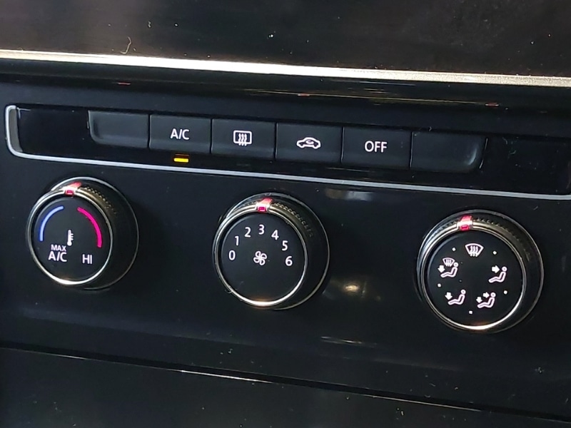 Used Volkswagen Golf 2018 for sale - 77623457: Photo 13