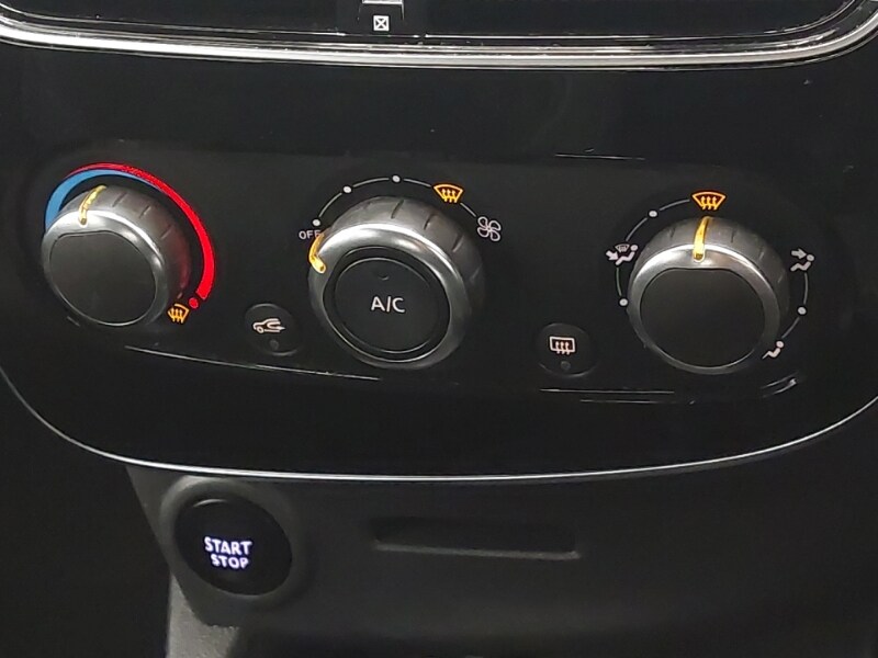 Used Renault Clio 2017 for sale - 77852483: Photo 16