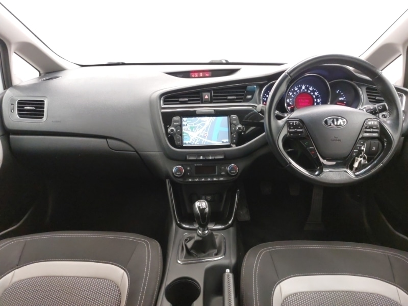 Used Kia Ceed 2017 for sale - 77987748: Photo 2