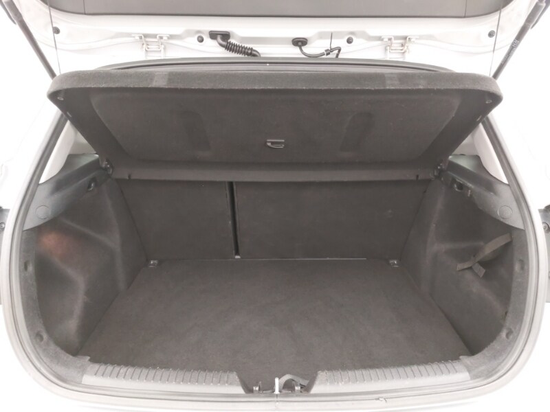 Used Kia Ceed 2017 for sale - 77987748: Photo 8