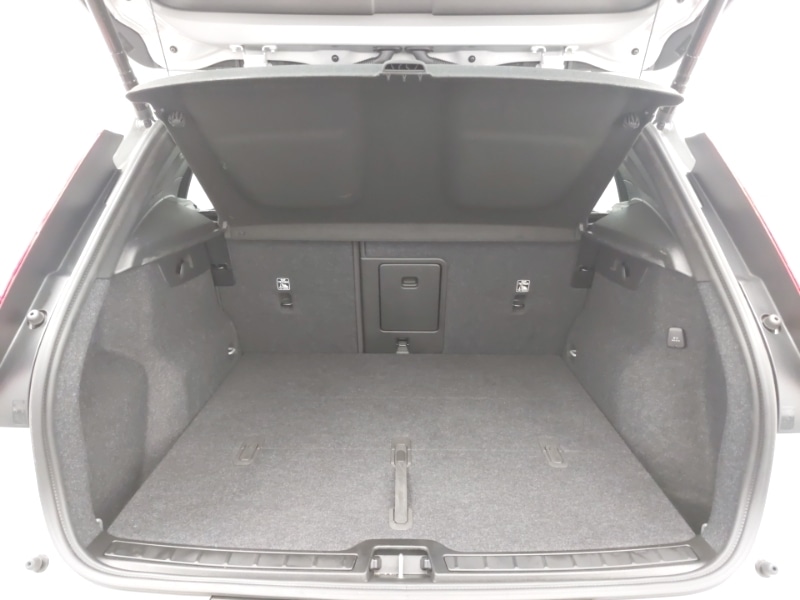 Used Volvo XC40 2024 for sale - 76294157: Photo 8