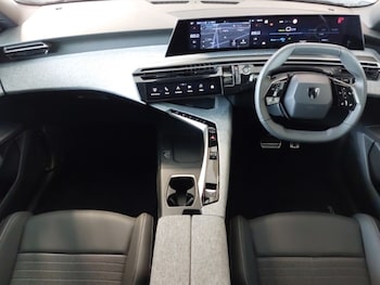 Used Peugeot 5008 2024 for sale - 76403787: Photo