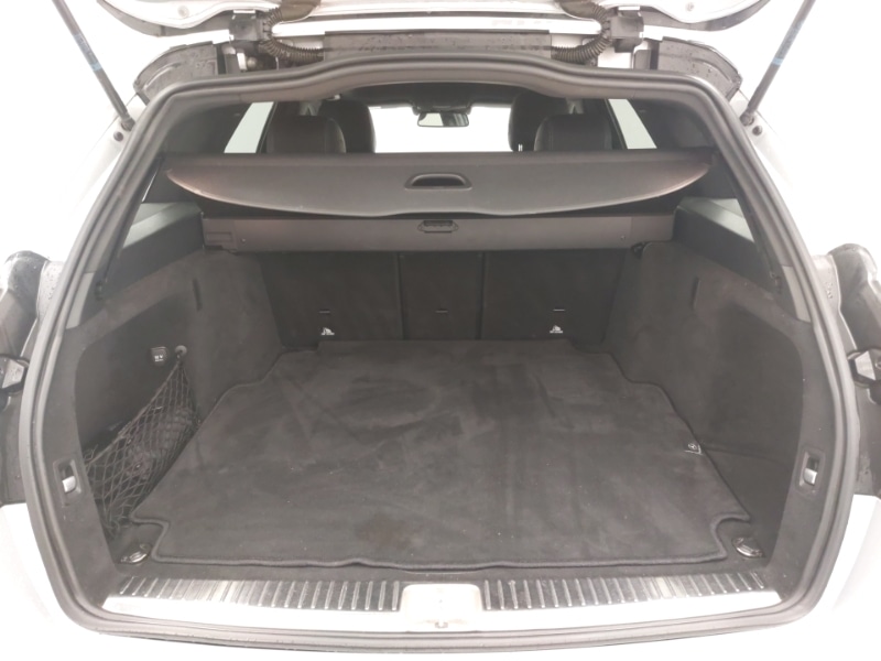 Used Mercedes-Benz C Class 2014 for sale - 76959090: Photo 8