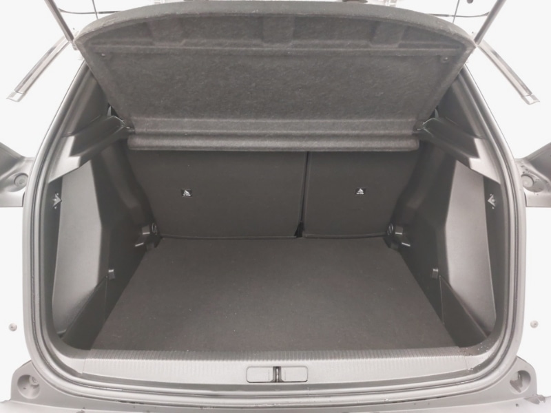 Used Peugeot 2008 2023 for sale - 77782400: Photo 8