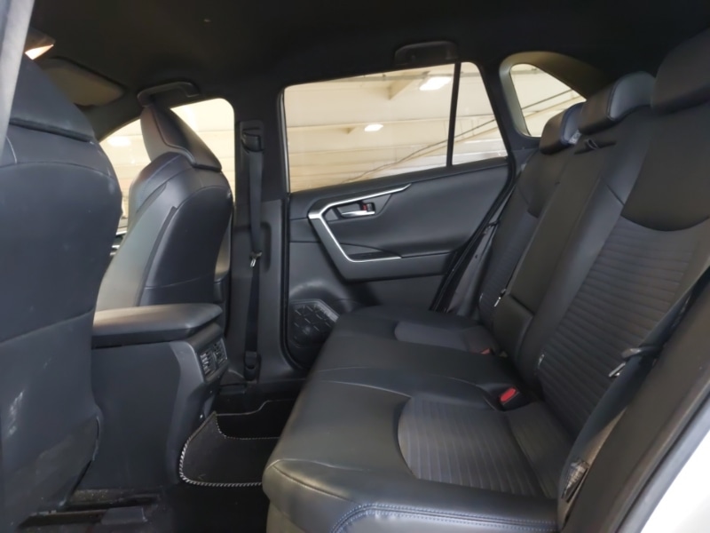 Used Toyota RAV4 2021 for sale - 76560612: Photo 6