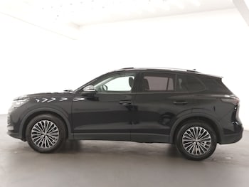 Used Volkswagen Tiguan 2024 for sale - 76860330: Photo