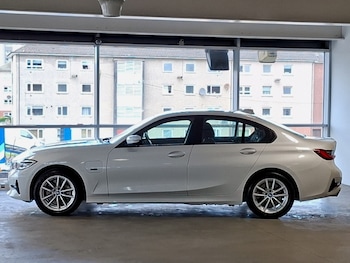 Used BMW 3 Series 2021 for sale - 79101149: Photo