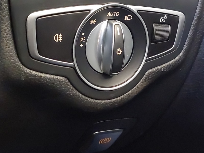 Used Mercedes-Benz C Class 2019 for sale - 77126328: Photo 17