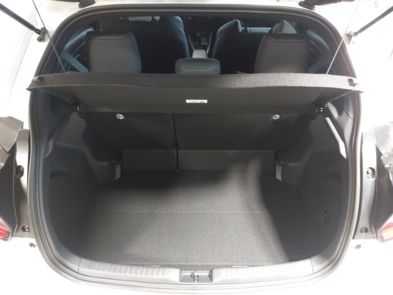 Used Mazda Mazda2 HYBRID 2025 for sale - 76237920: Photo 8