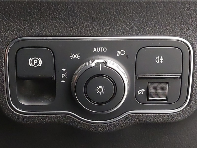 Used Mercedes-Benz EQB 2022 for sale - 76695677: Photo 16