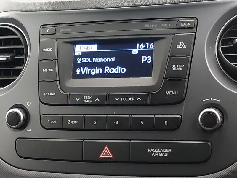 Used Hyundai i10 2017 for sale - 76846848: Photo 10