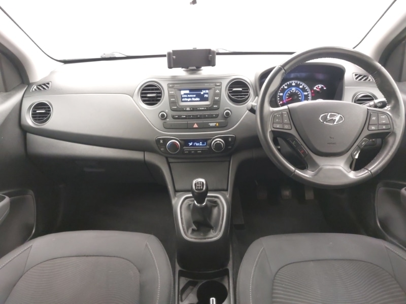 Used Hyundai i10 2017 for sale - 76846848: Photo 2