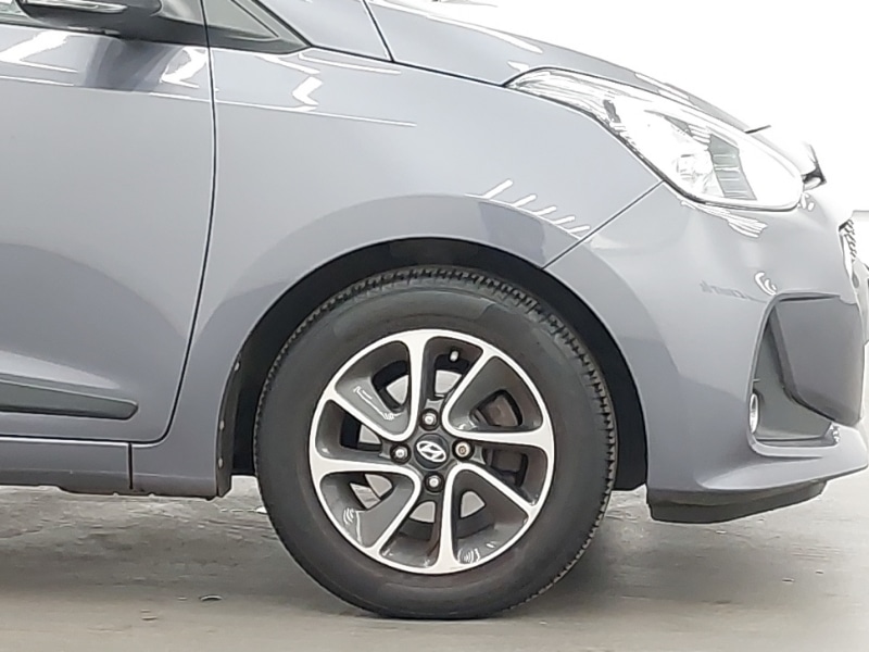 Used Hyundai i10 2017 for sale - 76763844: Photo 12